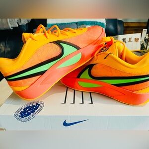 [FJ7792-601] MENS NIKE GIANNIS FREAK 6 "FRIGHT NIGHT" Brand new. With box.